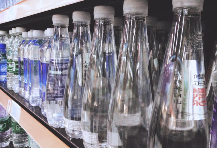 关于印发《西藏自治区天然饮用水产业链高质量发展实施方案（2026-2030年）》的通知